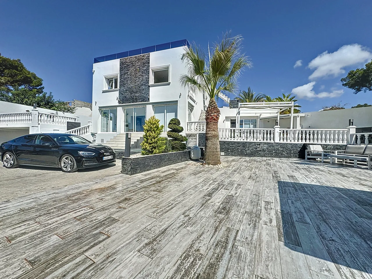 Villa en venta de 249m² (construidos) con piscina y vistas al mar en Teulada — foto 2