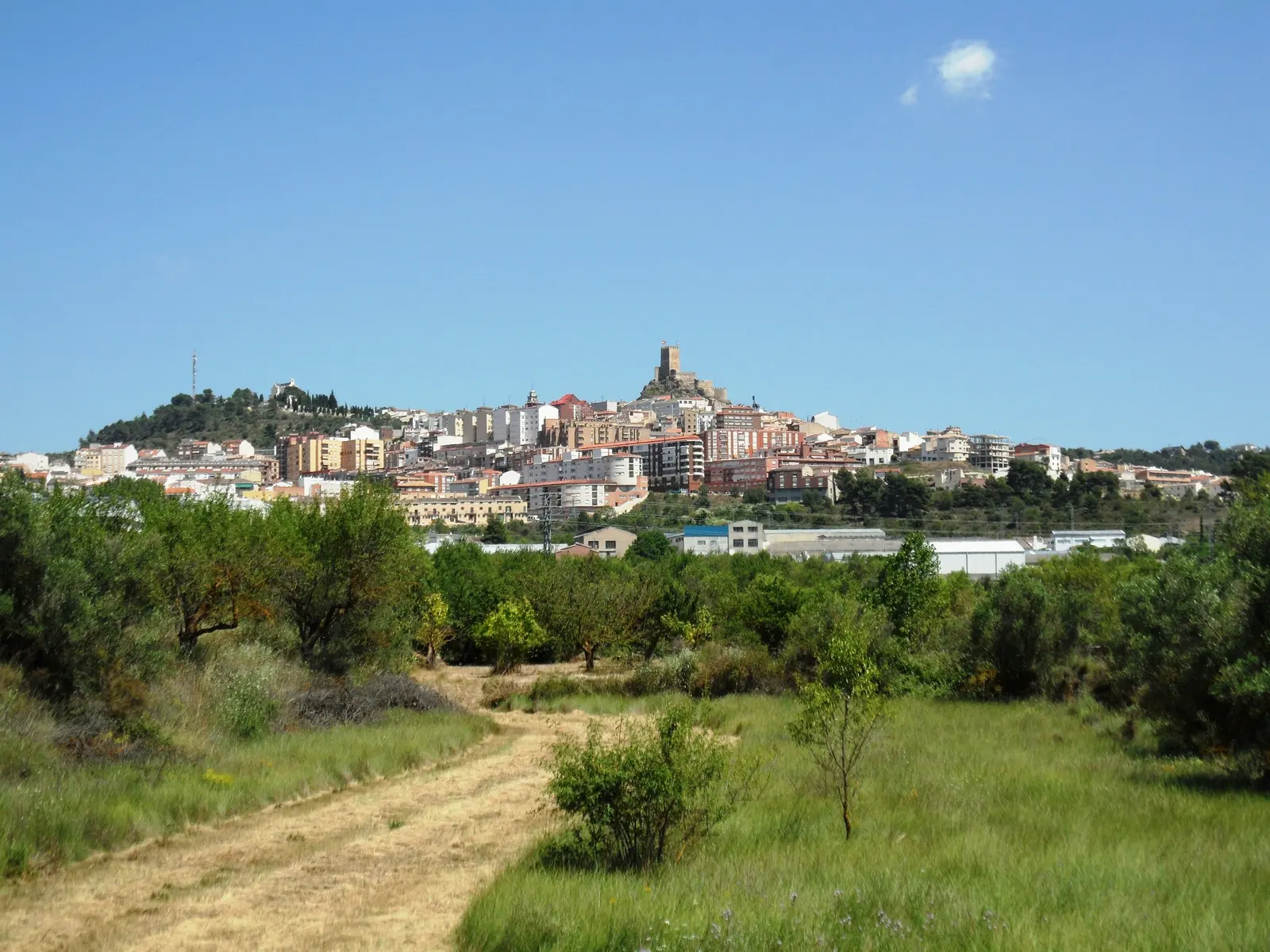 Vista general de Banyeres de Mariola desde la vía verde