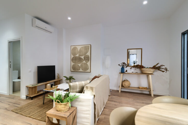 Planta Baja Reformada en Venta en Ruzafa