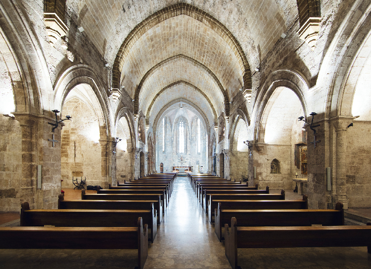 Interior de la Iglesia de San Juan del Hospital en La Xerea